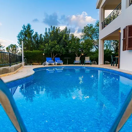 Villa Maritsa *